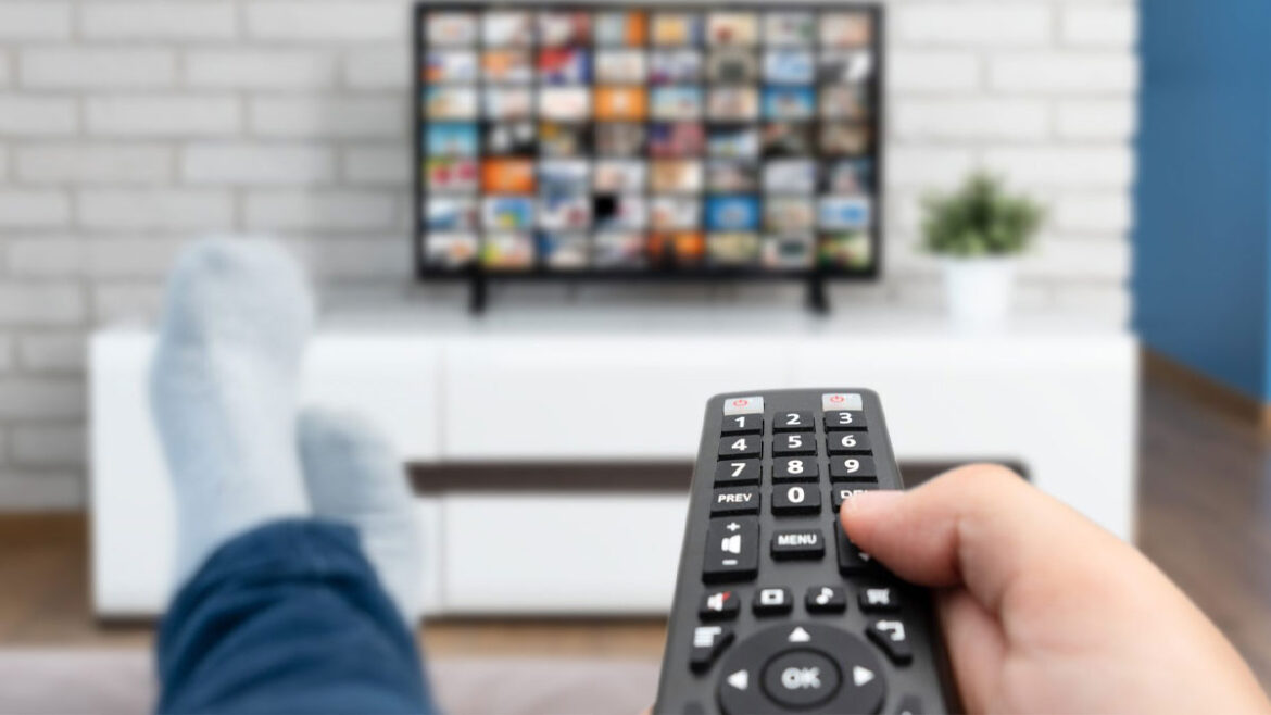 Cinematic Revolution 2024: Streaming’s Triumph and Theater’s Resilience